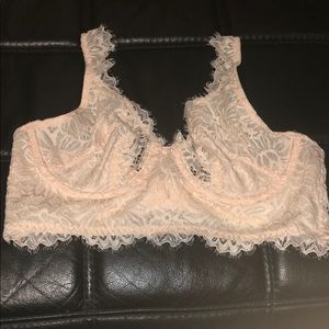 Light pink lace wired bralette